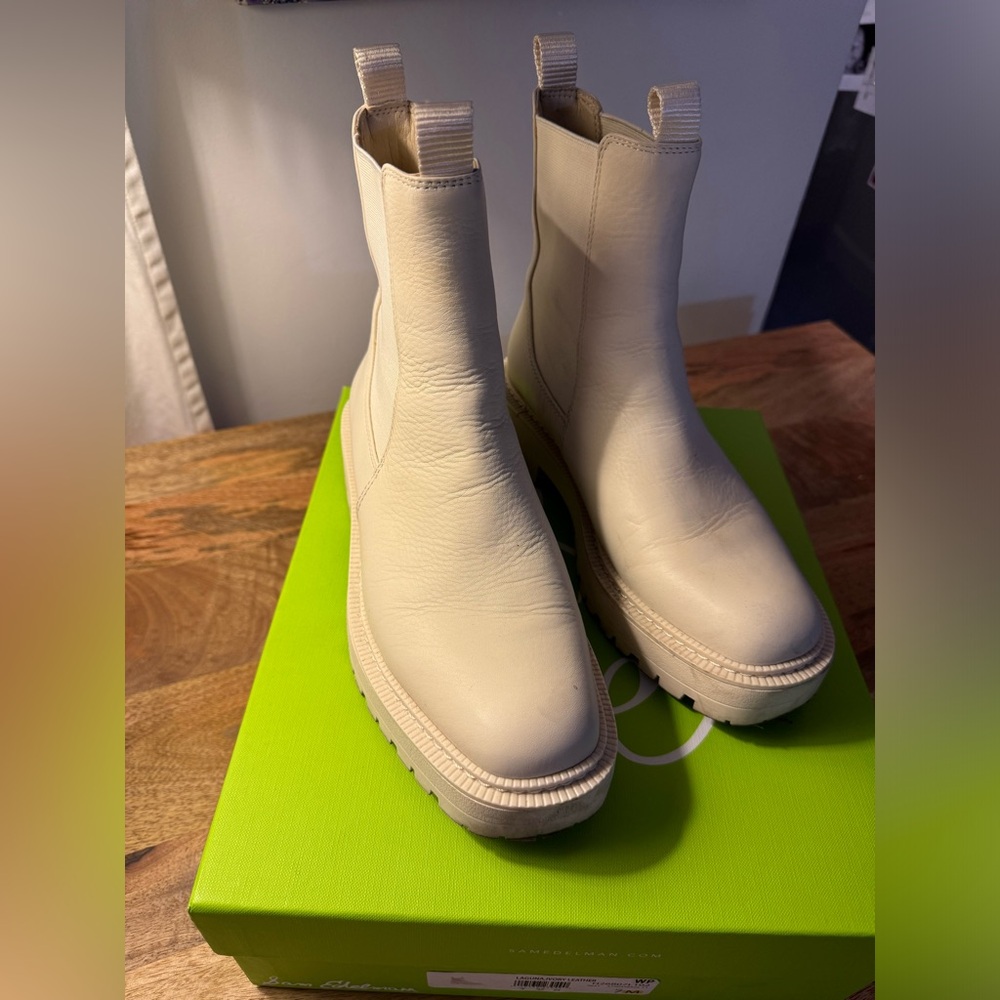Sam Edelman Laguna Chelsea Boot